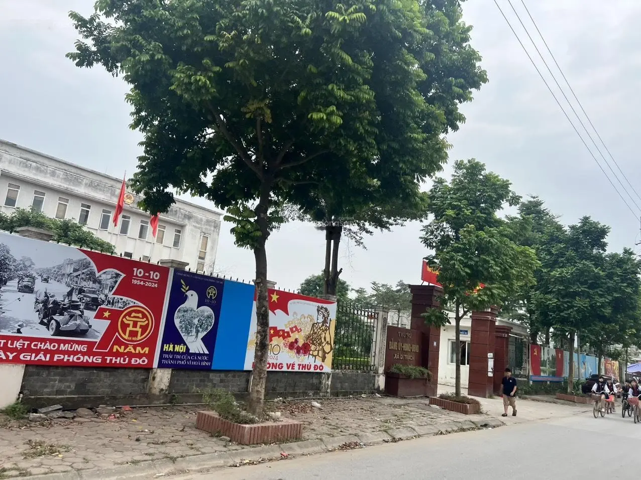 Cần bán đất mặt đường Văn Minh xã Di Trạch kinh doanh bất chấp ngay đường khu đô thị Hinode