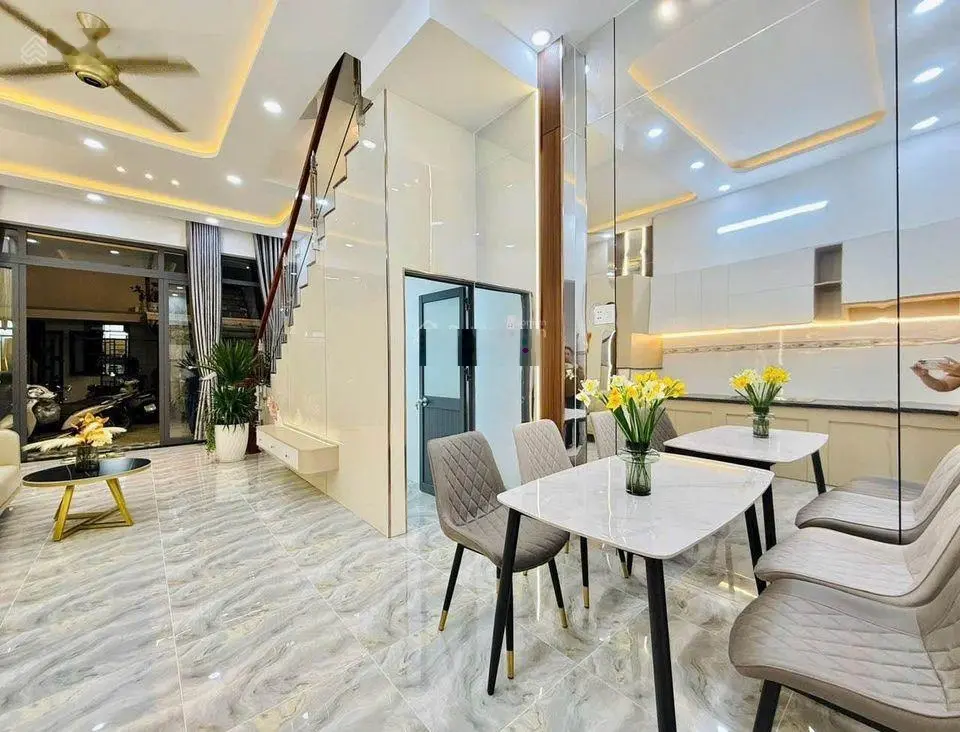 Nhà bán sát MT Sinco Bình Tân DT 80m2 GIÁ 3 tỉ 580 nhà cho thuê 7tr/th