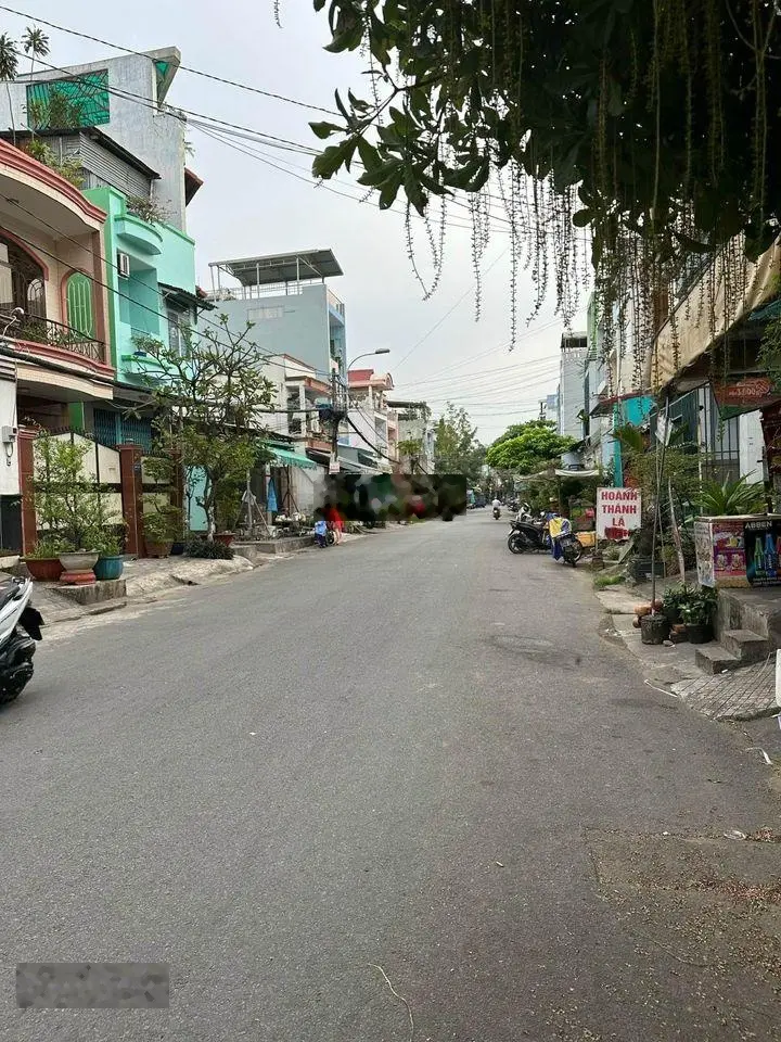 Không có cănthứ 2 tại p.2 quận 8 măt tiền kinh doanh đỉnh chothuê 20 triệu 1tháng chỉ 10tỷ 7