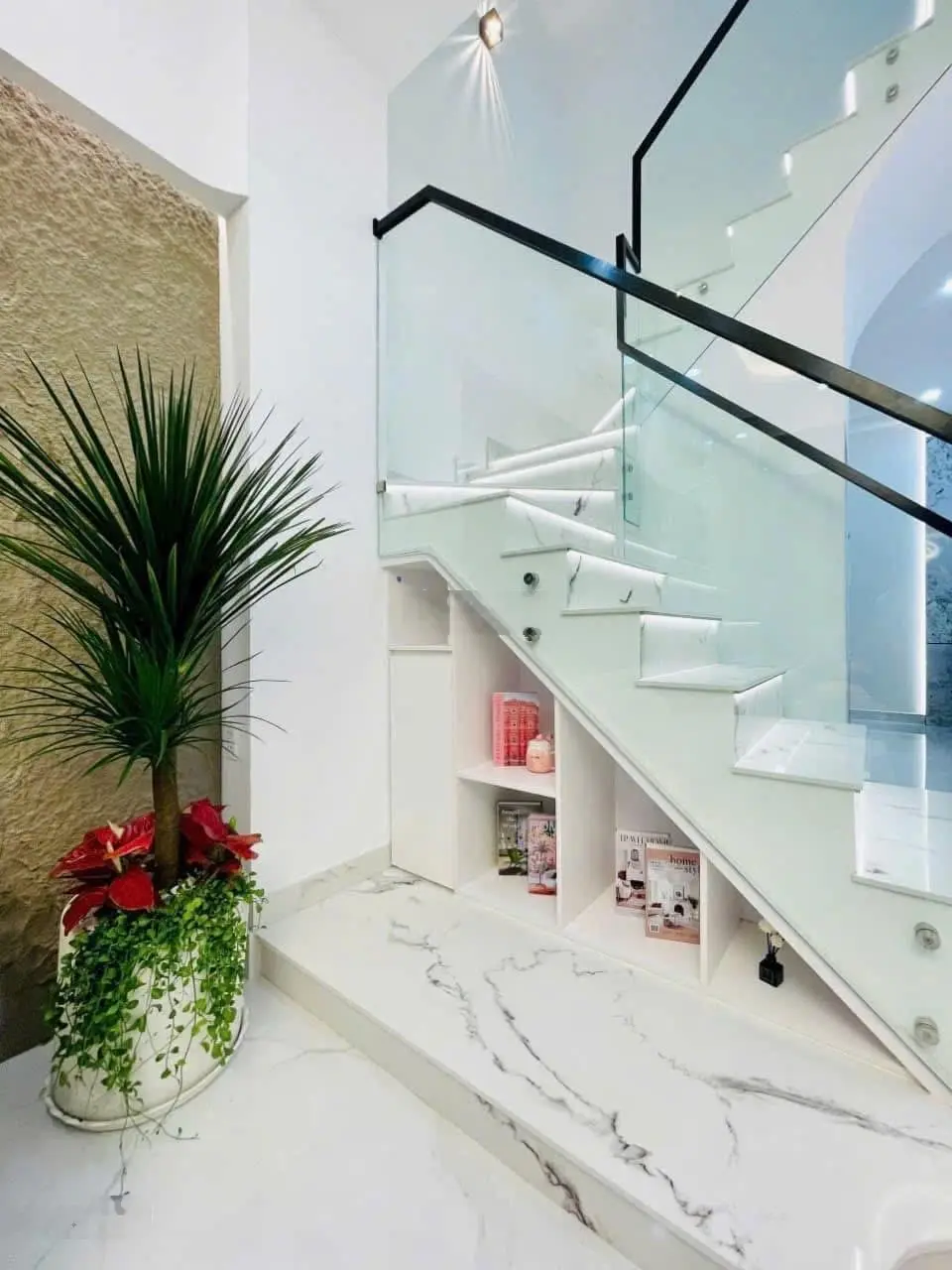 SỐC!Bán nhanh nhà Dương Quãng Hàm,Gò Vấp.Giá 1tỷ730/45,65m2.Nhà đang cho thuê 10tr/tháng
