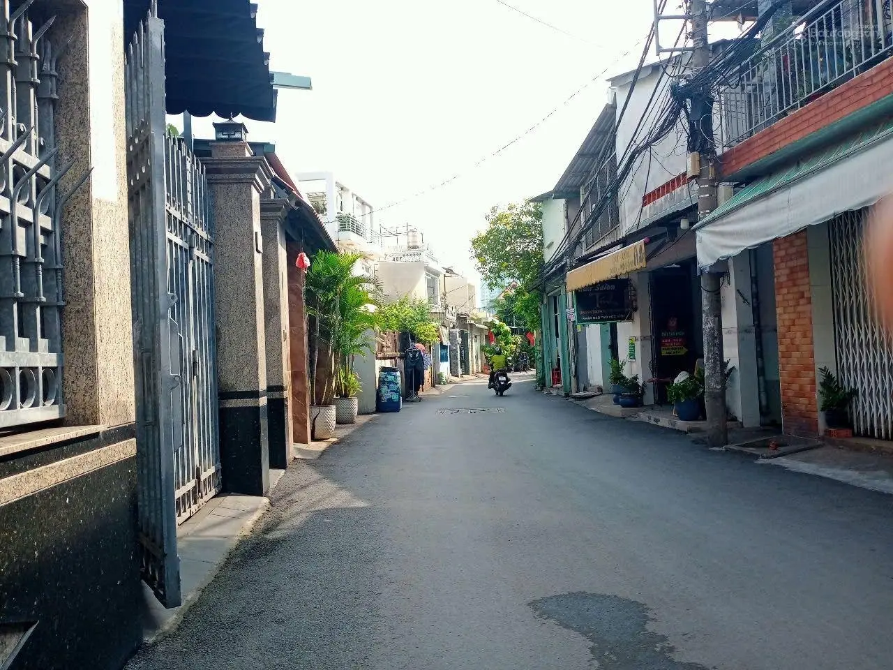 Hàng Đầu Tư _ Dãy Trọ 90M2 _ Ngay Cao Đẳng Công Thương _ Thu Nhập 15 tr _ Chỉ 6,95 Tỷ ( Còn TL )