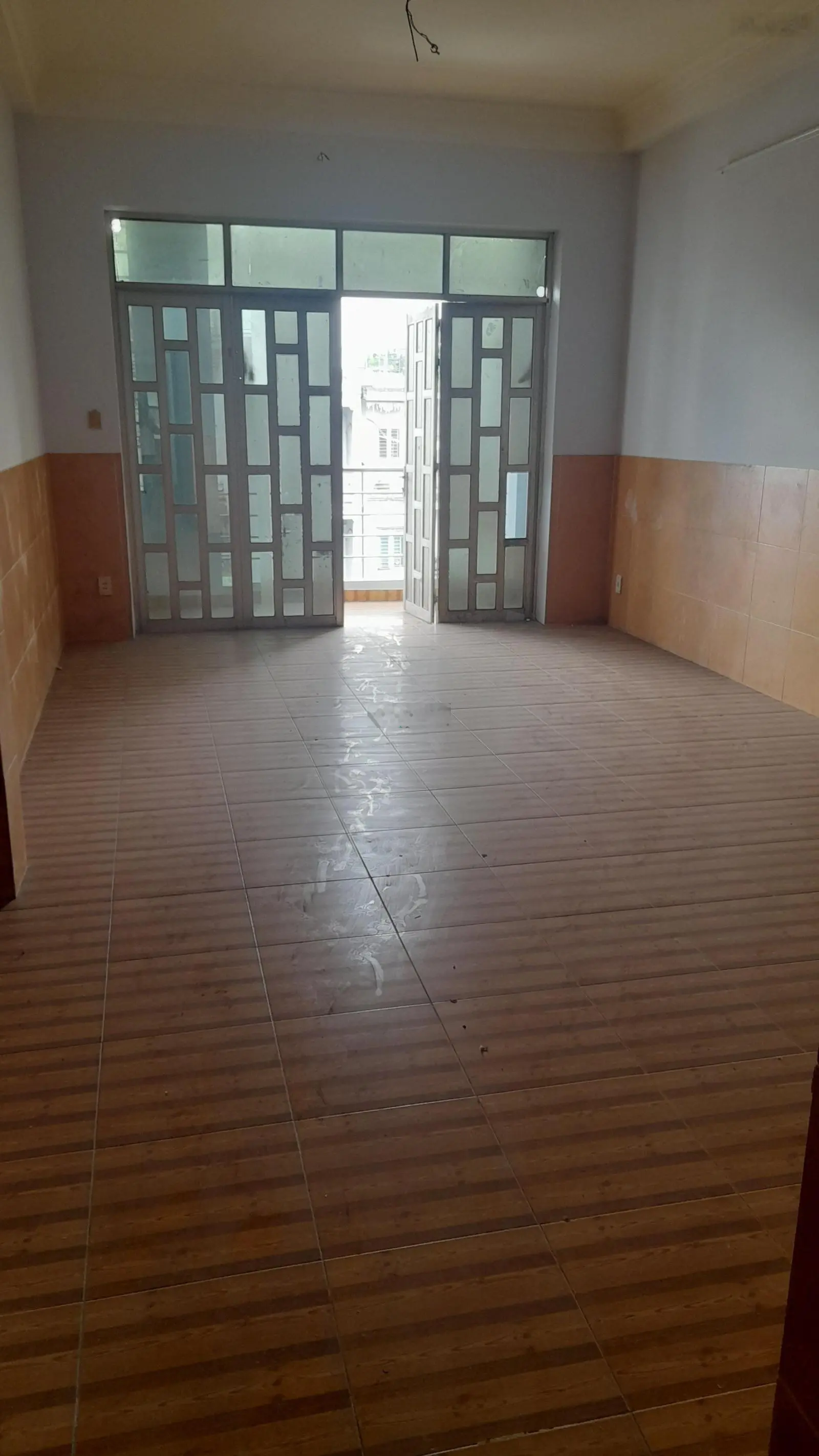 Ngộp tiền trả nợ bán nhà cấp 4 mặt tiền nguyễn bình phú xuân bà bè ngang 4m dài 17m 1 lầu sổ hồng