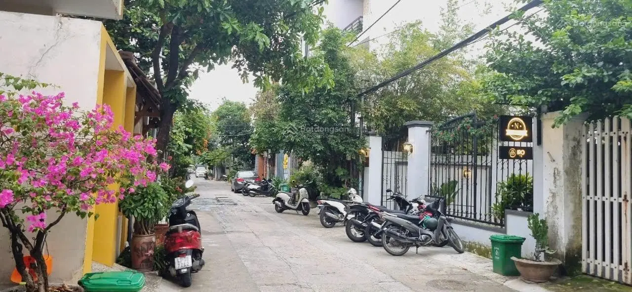 Toà căn hộ 4,5 tầng đường Trần Khánh Dư, doanh thu 70 triệu. Sát biển Mỹ Khê