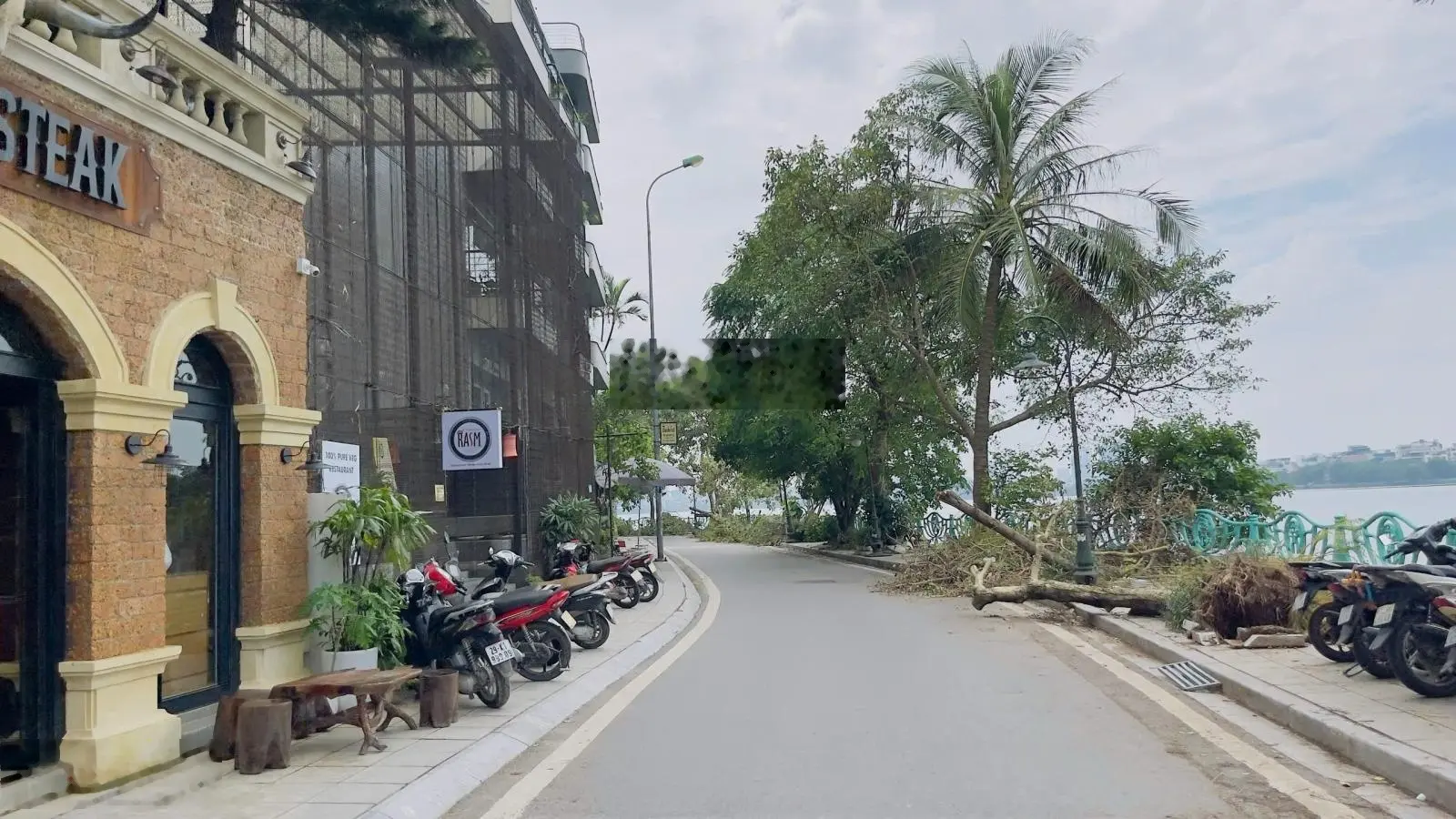 Chính chủ bán nhà mặt phố Từ Hoa 250m*6T MT 12m thang máy, vỉa hè doanh thu trên 3tỷ/ năm chỉ 168tỷ