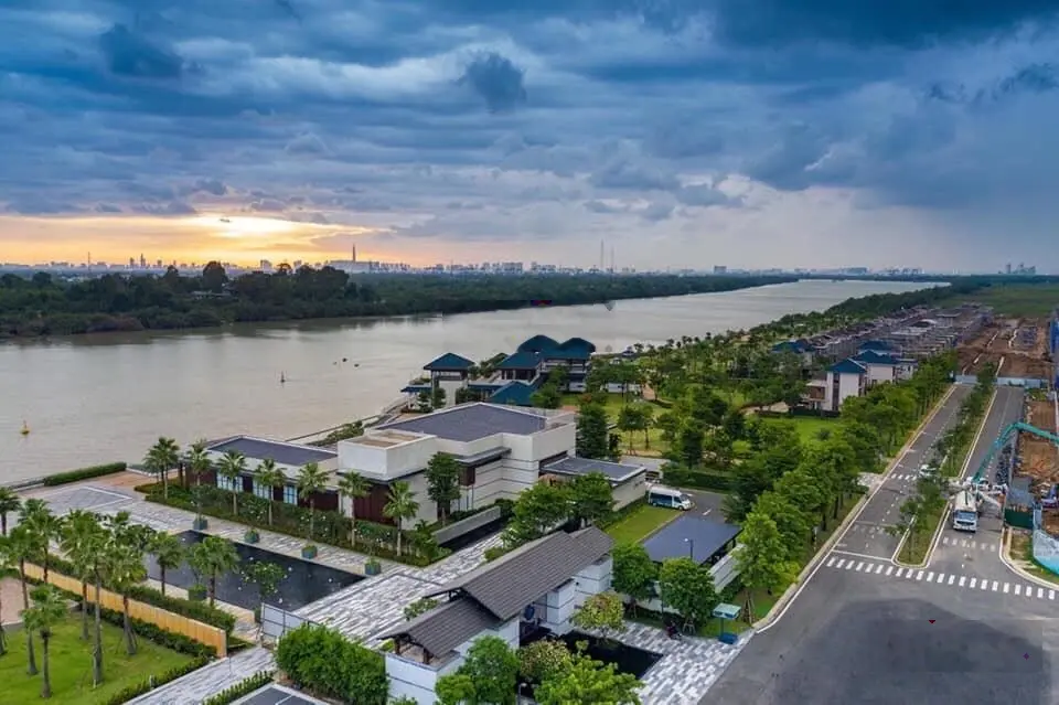 Cực Hot! Cần bán dinh thự view sông tại đảo swanbay đơn giá 130tr/m2.