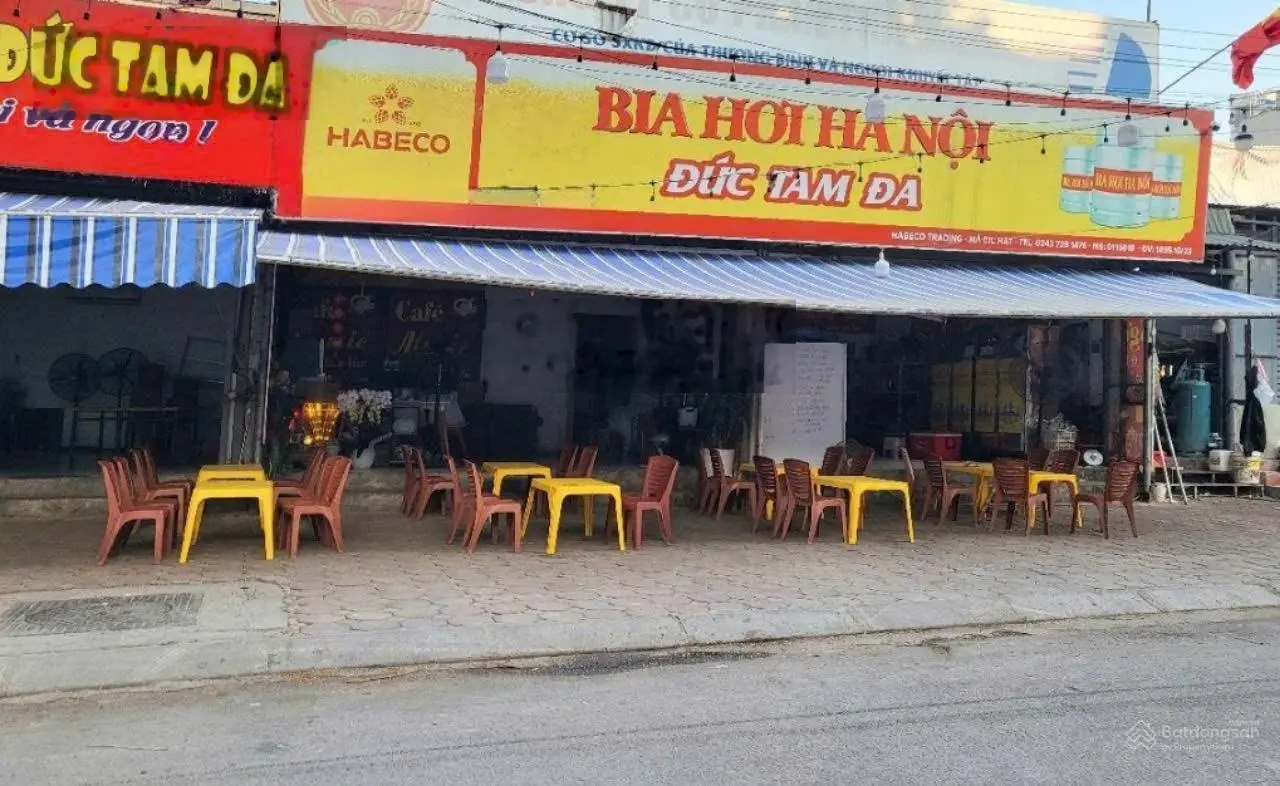 Bán đất ngõ 279 Đội Cấn. Mặt ngõ kinh doanh tấp nập, đường rộng 8m, vỉa hè 4m, mặt tiền 7.2m.