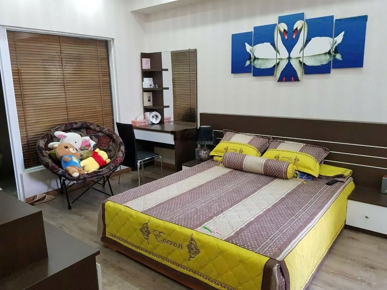 CHÍNH CHỦ BÁN CĂN HỘ108,4m TẦNG TRUNG,VIEW TRIỆU ĐÔ. FULL NỘI THẤT 3N2W