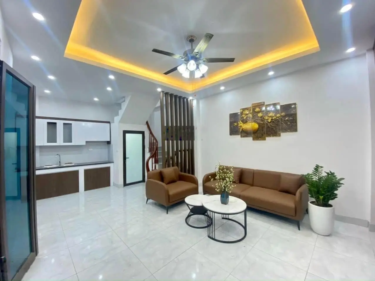 Bán nhà phố Kẻ Vẽ Đông Ngạc 35m2 5 tầng, ô tô cách nhà 50m - 4.8 tỷ