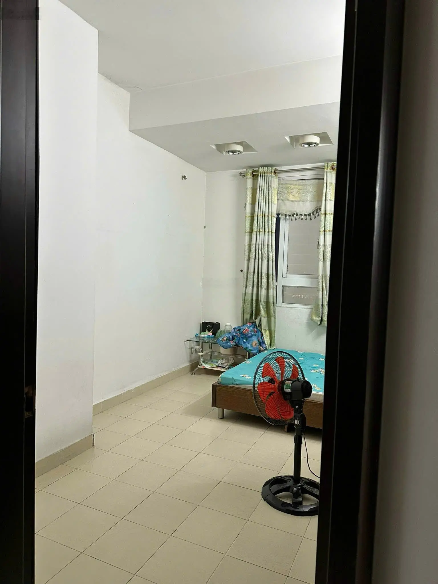 Bán gấp căn hộ Sơn Kỳ 2 Quận Tân Phú sổ hồng