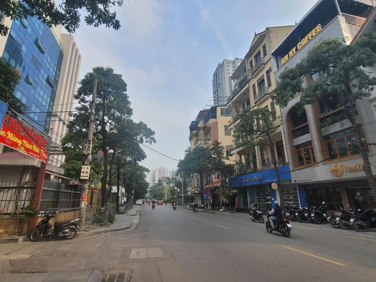 Bán nhà mặt phố Ngô Thì Nhậm - Hà Cầu, 5 tầng, 5m mặt tiền, hè rộng, kinh doanh tốt