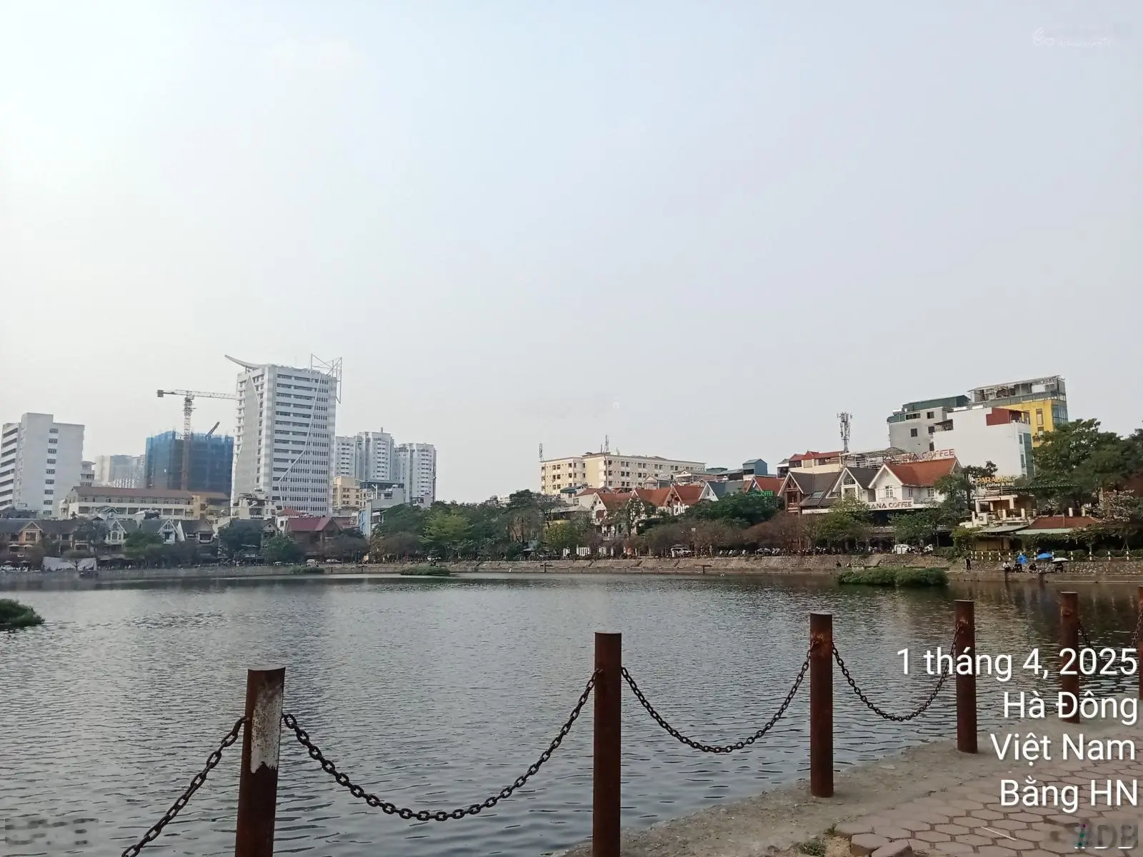 Hiếm phố Chiến Thắng - Hà Đông, 14 tỷ, 44m2, 4 tầng, MT 4m, như hoa hậu, phố kinh doanh, vỉa hè