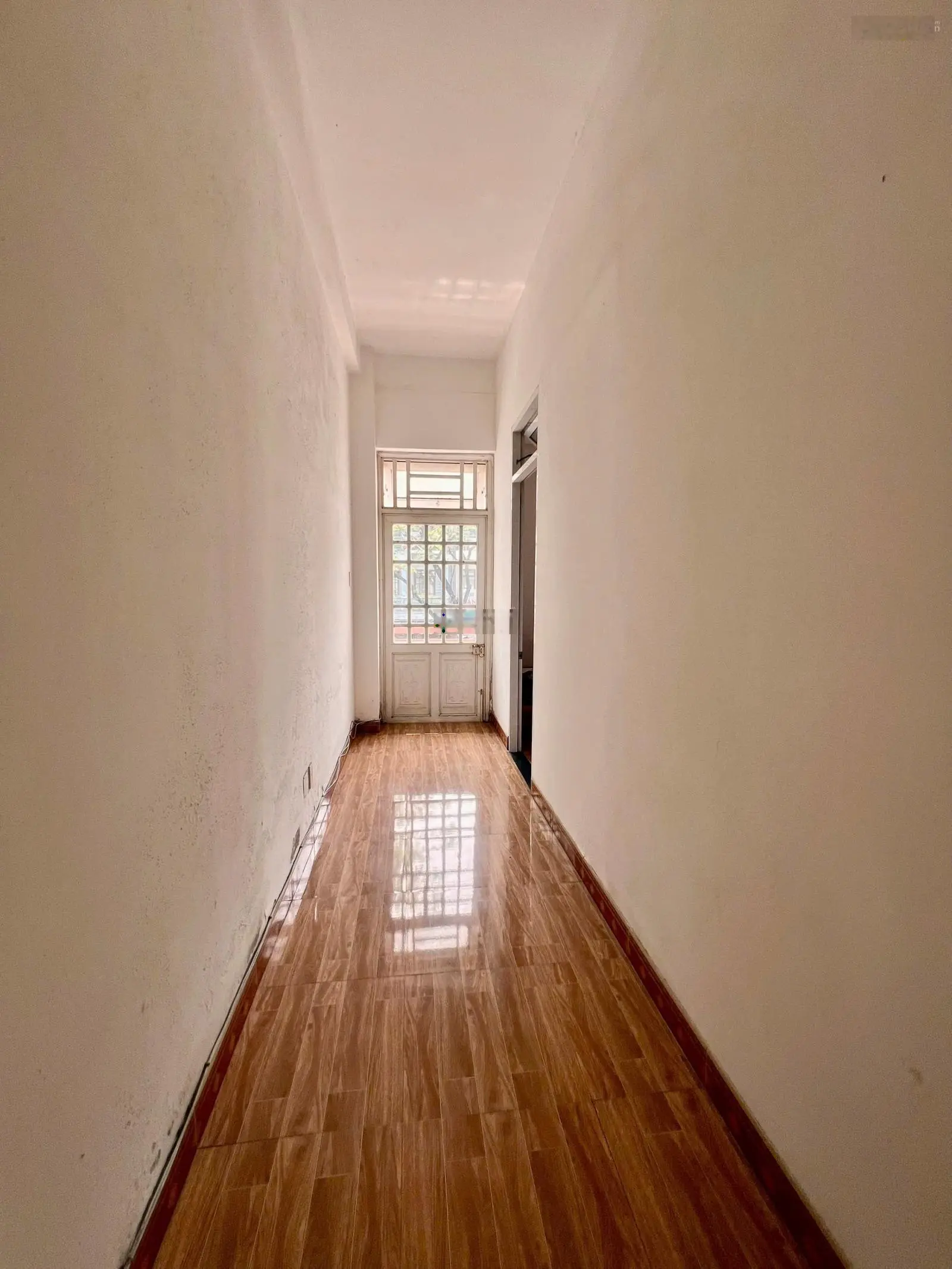 Bán gấp nhà 3 tầng MT đường 15m Trần Nhân Tông, gần Khúc Hạo, Sơn Trà, vị trí KD tốt - Giá rẻ 10 tỷ