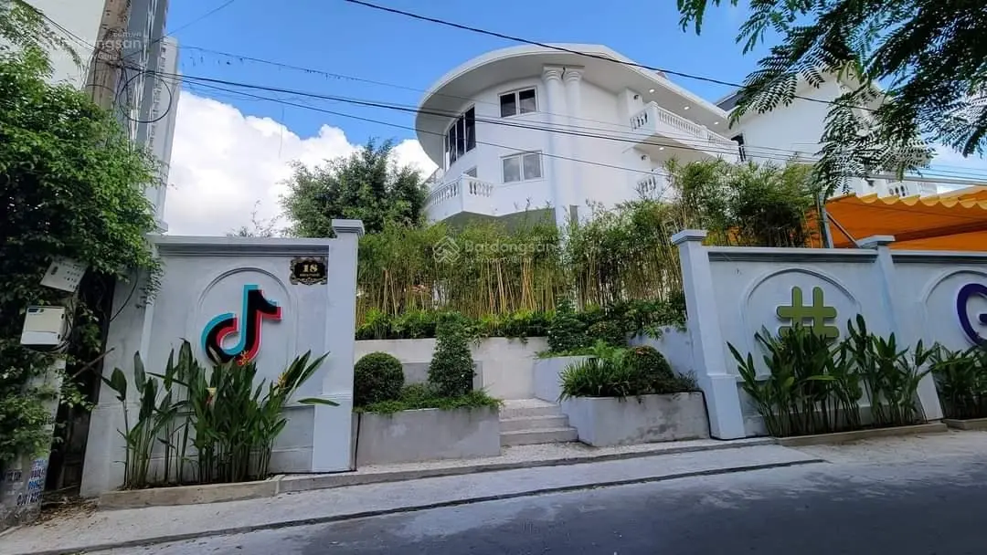 Bán biệt thự 36X39 (922m2), Hầm 4 tầng, HĐT9300USD/TH 0909 924 ***