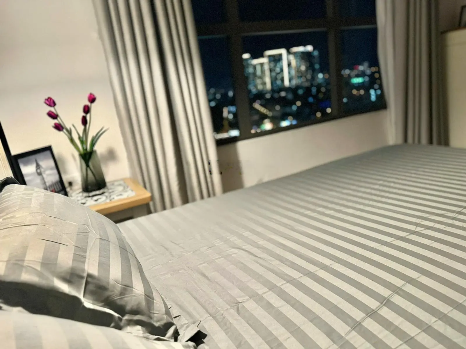 Bán gấp căn hộ OT tại the Sun Avenue Q2.Nhà đẹp nội thất chỉnh chủ full mới.