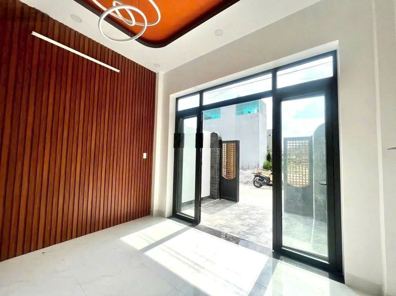 Nhỉnh 3 tỷ Sở Hữu Ngay Nhà 3 Tầng