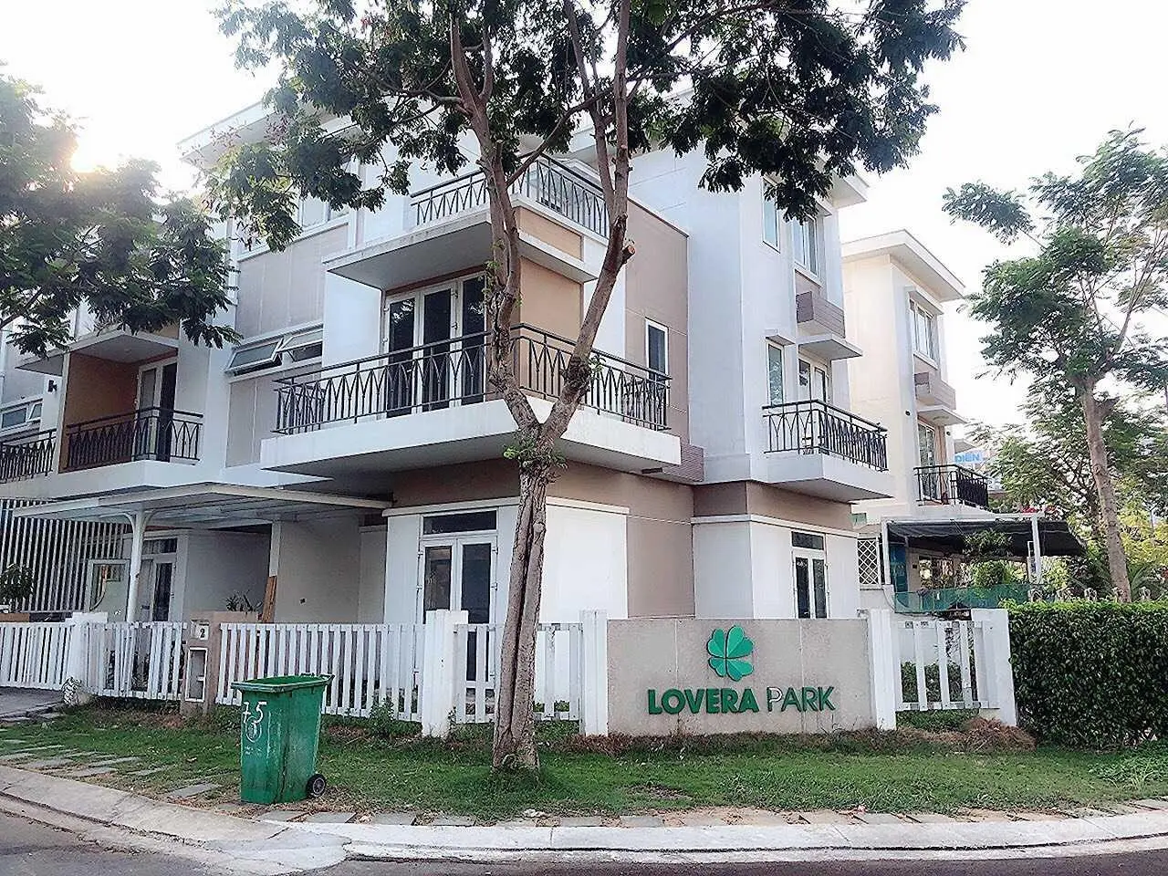 5,5 tỷ - Đất nền mặt tiền đường Số 18, KDC Phong Phú 4, Bình Chánh, 100m2 SHR GPXD: 5 tầng