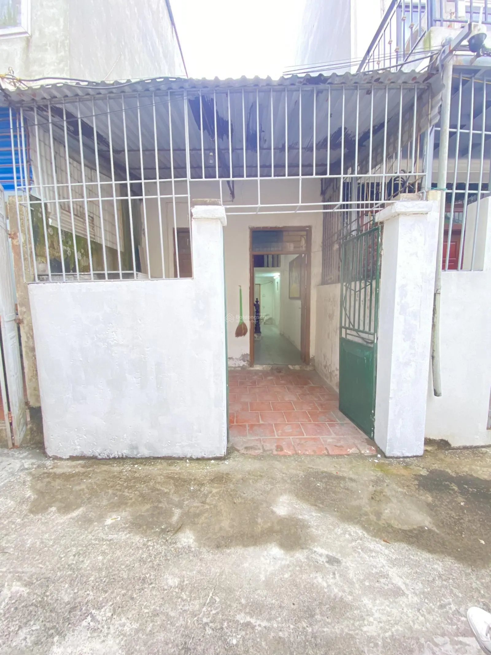 Phượng Đồng Phụng Châu bán đất tặng nhà c4
