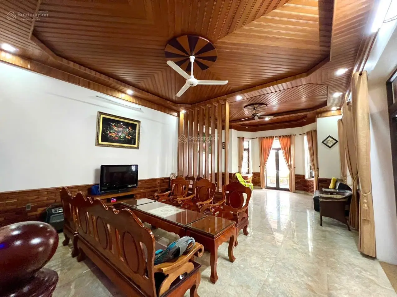 Bán biệt thự sân vườn 3 tầng đường Bùi Tá Hán khu Nam Việt Á, sát sông Hàn, Ngũ Hành Sơn- Giá 21 tỷ