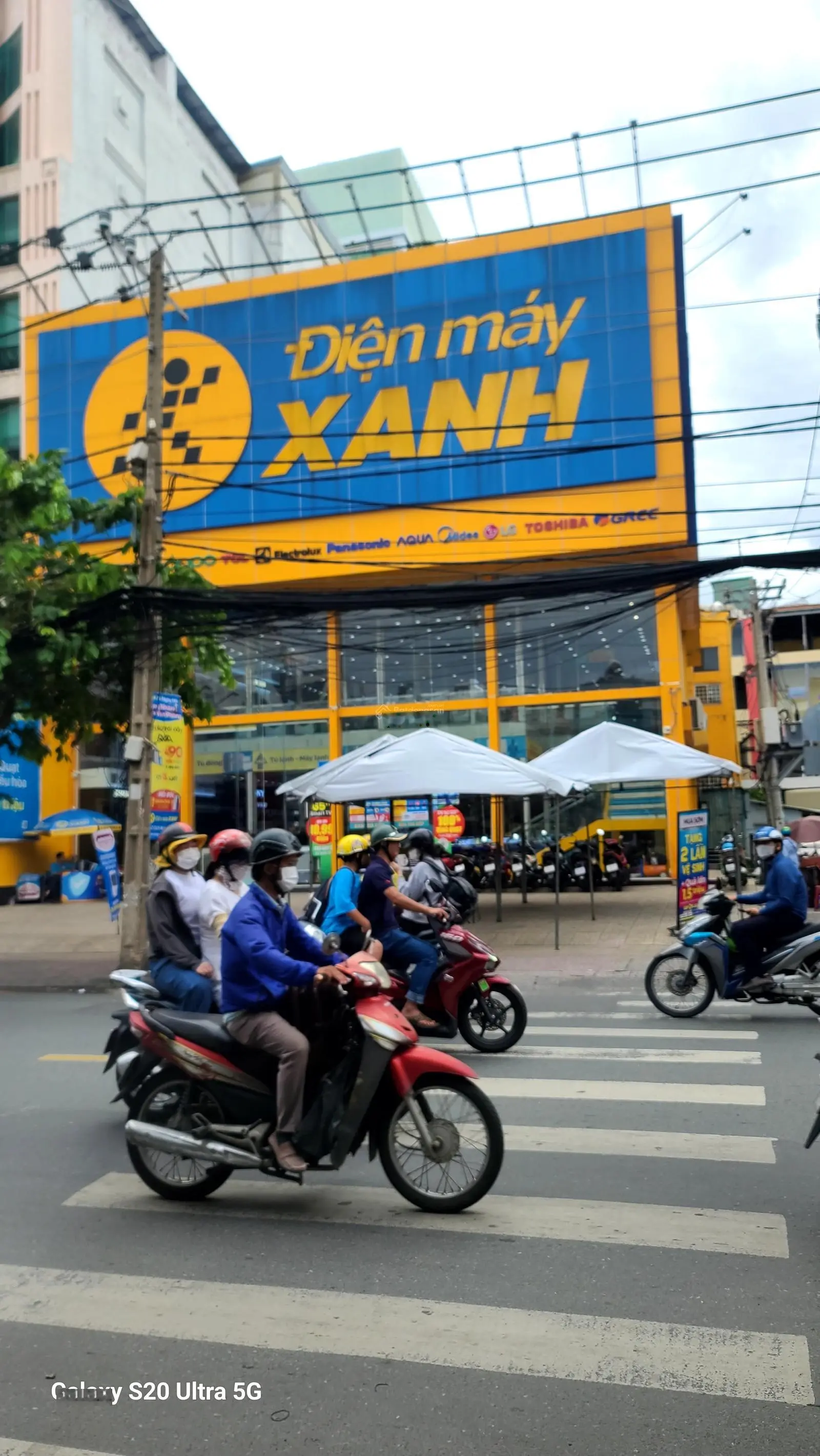 Bán gấp nhà 2 MT CMT8, P11, Q3, cực kỳ khăn hiếm giá 360 tr/m2, giá tốt nhất thị trường