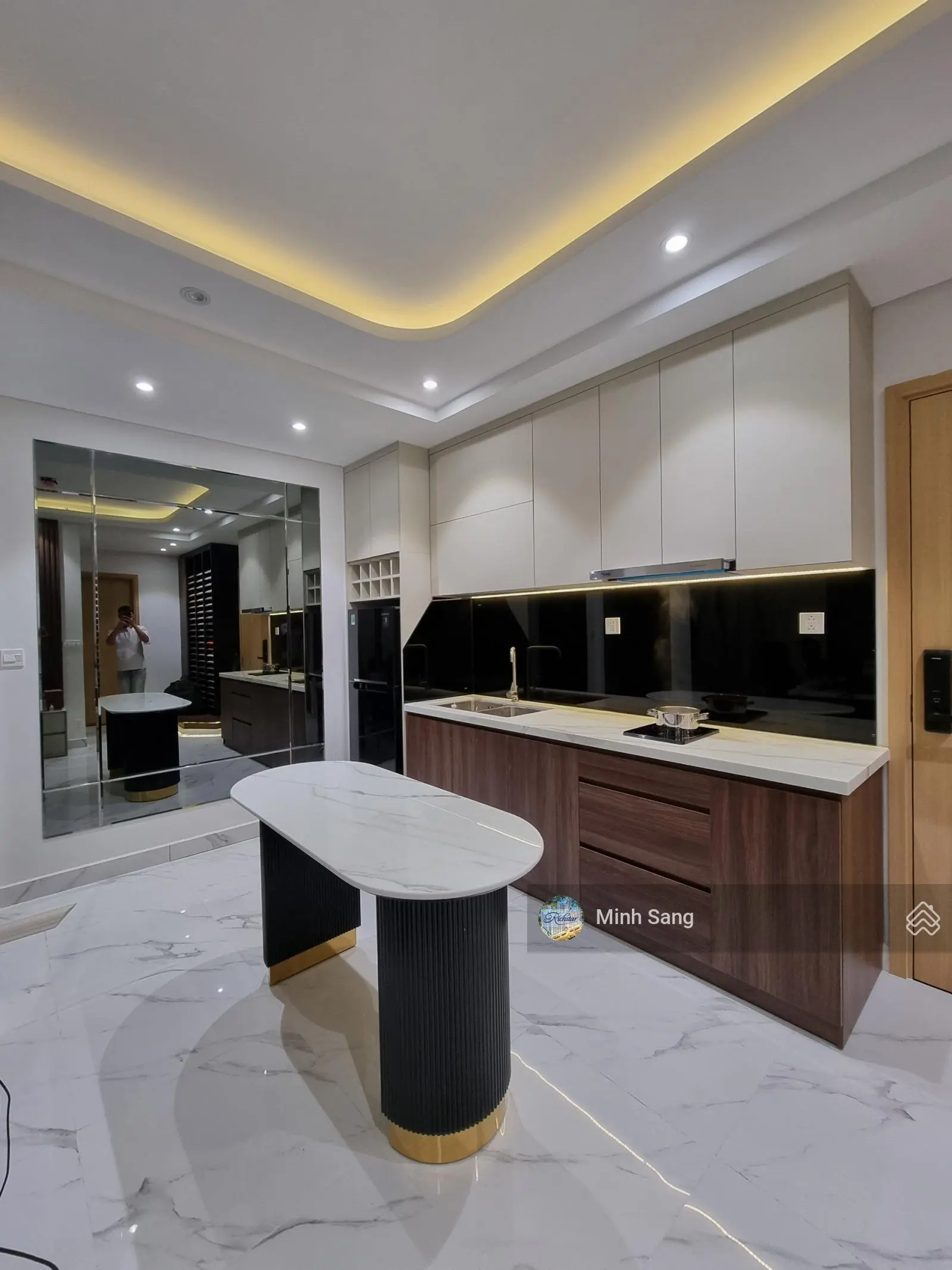 Bán căn hộ Kingston, Q Phú Nhuận, DT 83m2, 2PN giá 4,6 tỷ. LH: 0909 228 094 Minh Sang