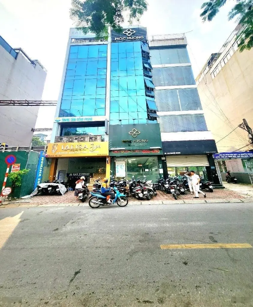 Mặt phố Cầu Giấy 90m2 - vỉa hè - 8 tầng thang máy - kinh doanh đỉnh - Nguyễn Khang 90m2 - 8 tầng