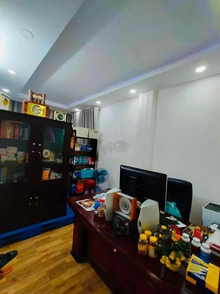 Nhà mặt tiền đường Phan Văn Trị, Q.5, DT: 3.6x13m, 5 tầng mà chỉ 13 tỷ