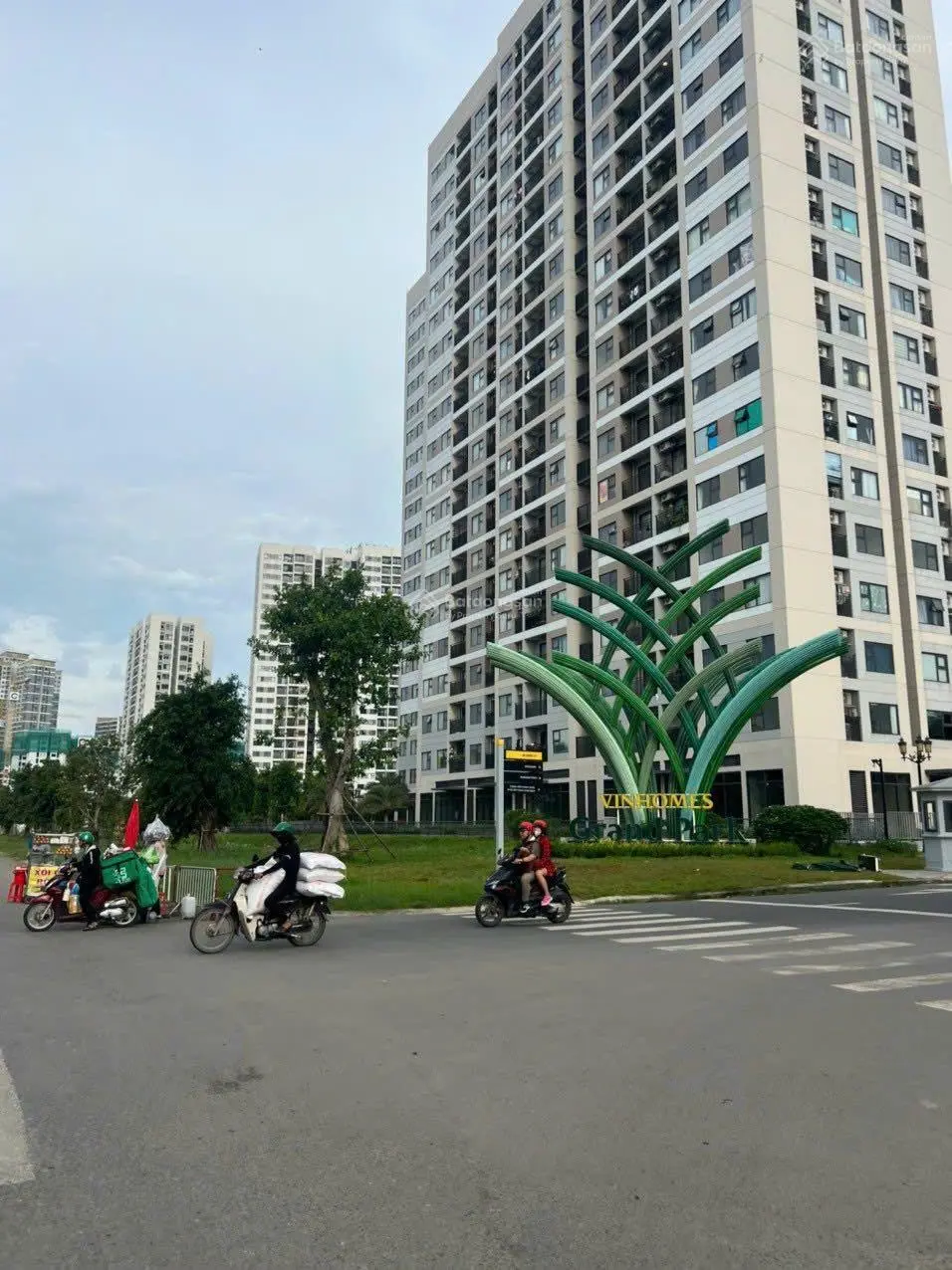 Bán lô đất mặt tiền đường 9A - TĐC Phước Thiện sát bên Vinhomes