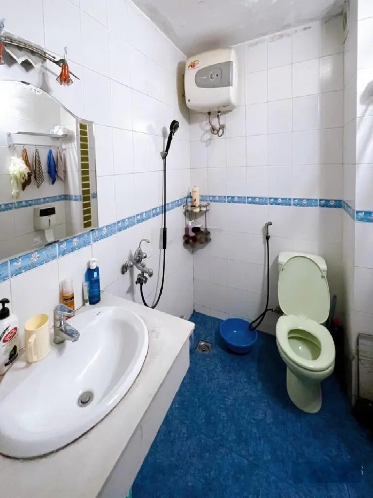 Nhà ngõ 127 Hào Nam, 50m2x4 tầng, 4 ngủ, nở hậu