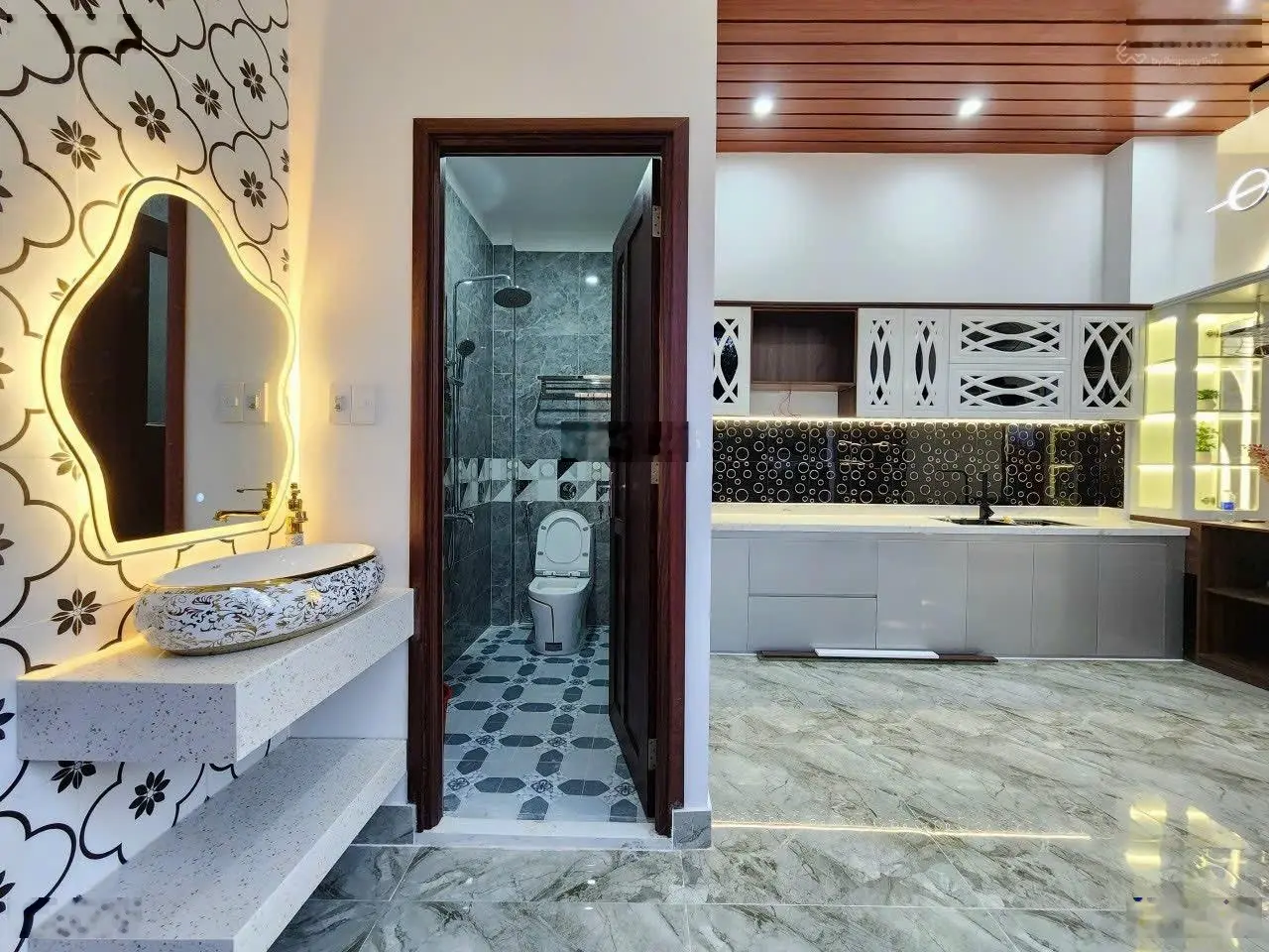 Bán nhà đẹp kiệt 4m - Lạc Long Quân - Hoà Khánh Bắc - Đà Nẵng