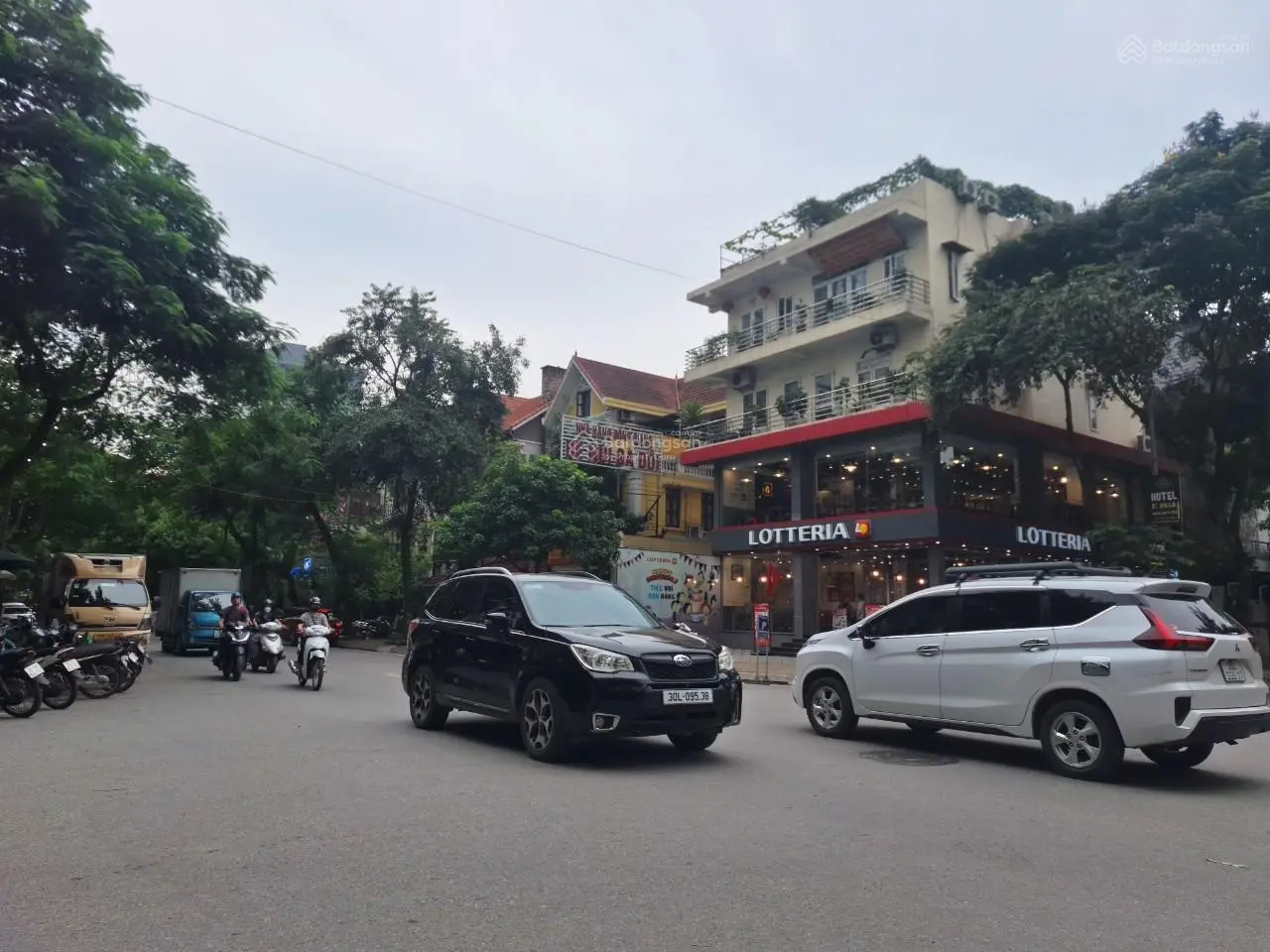 Bán biệt thự khu đô thị Tây Nam Linh Đàm, 220m2 x 4 tầng giá tốt nhất thị trường 3x tỷ, vị trí đẹp