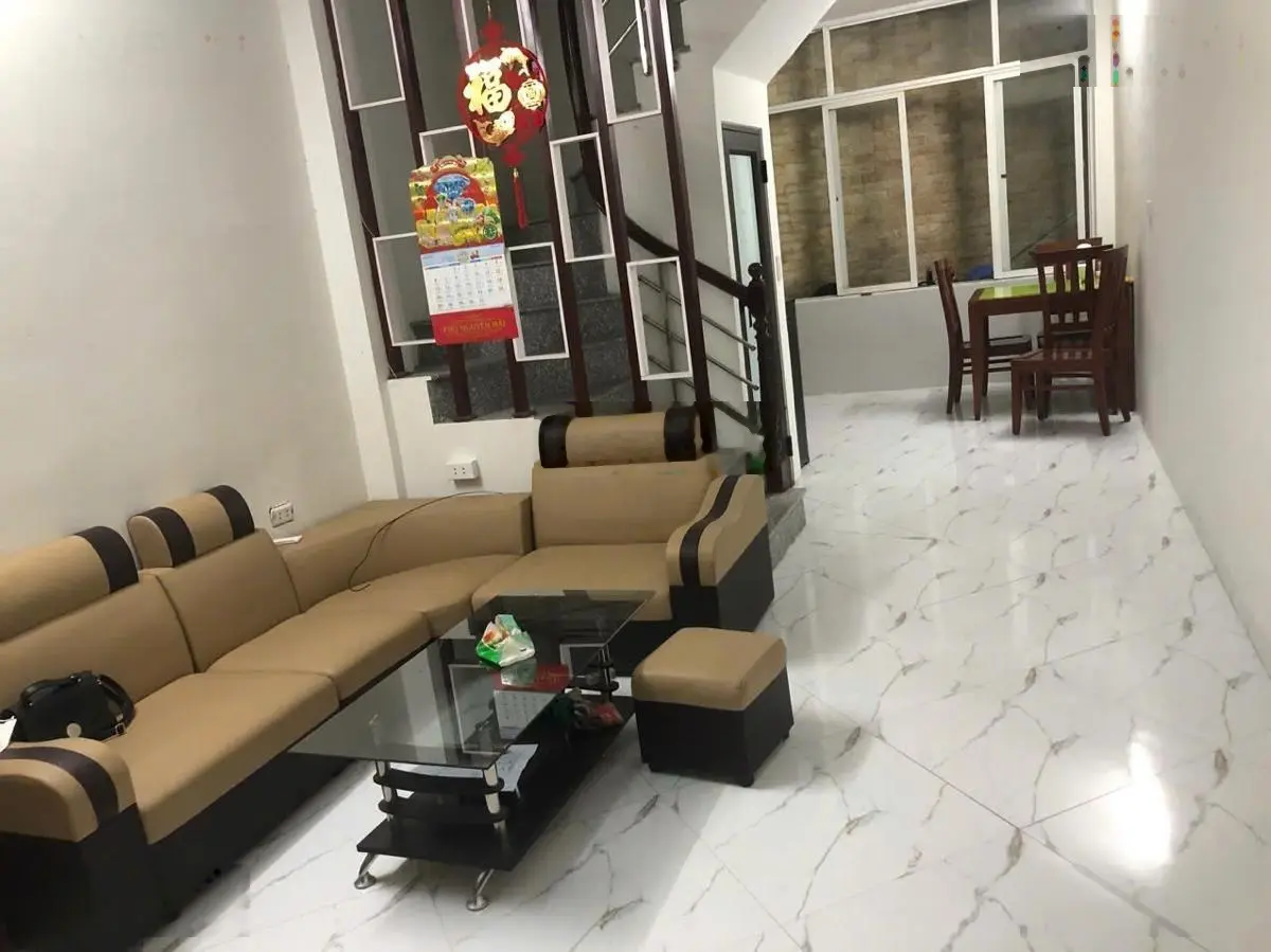Nhà đẹp giá rẻ 34m2 giá 5ty7 - sổ đỏ - oto 4 chỗ đỗ cửa