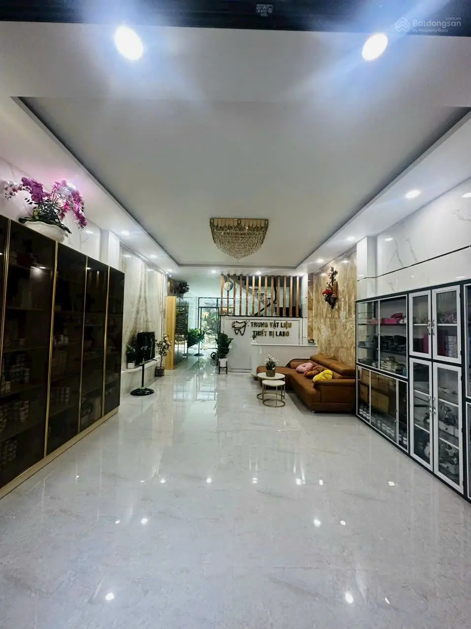 Siêu phẩm MTKD Lê Thị Hồng, F17, GV (DT: 5x22m & 4 Tầng) - Khu Bàn Cờ CC26 Giá 14 tỷ TL