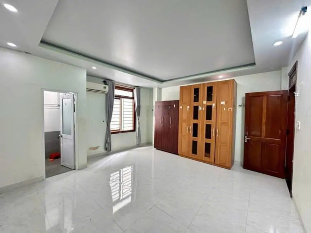 Nhà 4 tầng đã hoàn công KĐT Phước Long, Nha Trang - Tiện ích xung quanh đầy đủ, cách biển 1km