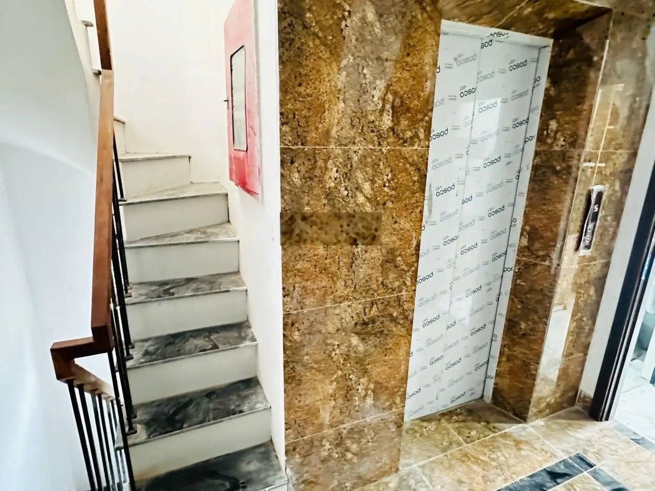 Bán CC mini - siêu phẩm dòng tiền khu vực Vĩnh Tuy - Hai Bà Trưng. 13 phòng khép kín full đồ