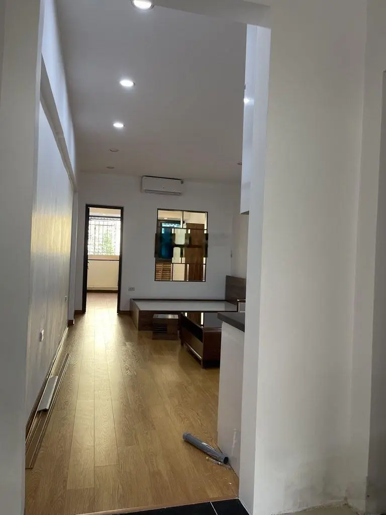 Bán TT Nguyễn Chí Thanh, Đống Đa, phố vip ở sướng, Dt 60m2 giá 3.25 tỷ