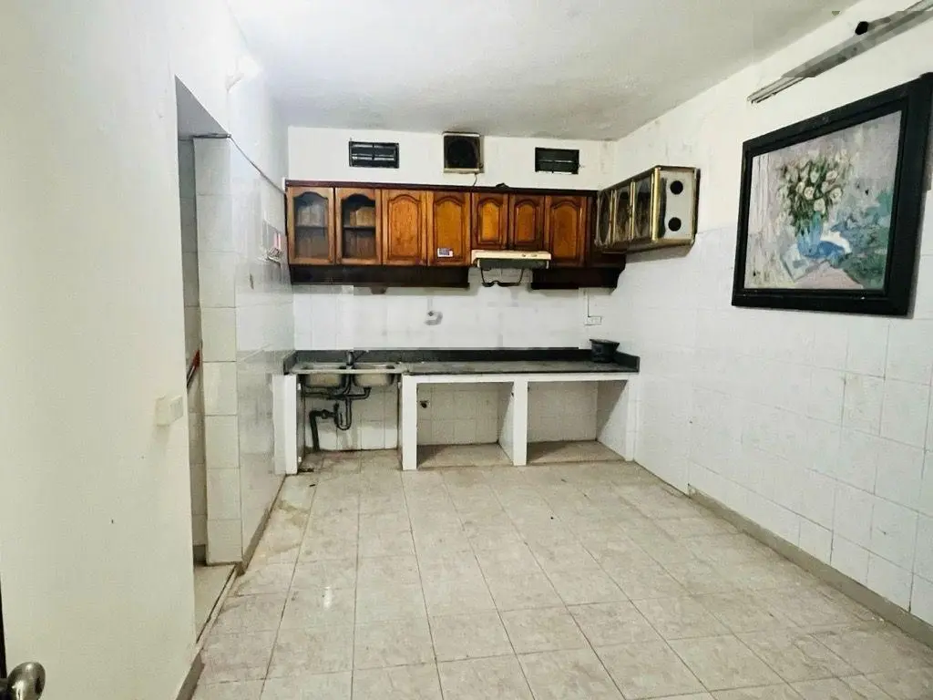 Bán nhà phân lô quân đội quận đống đa, hn - ô tô vào nhà - 2 mặt ngõ - thoáng vĩnh viễn - a.n đỉnh