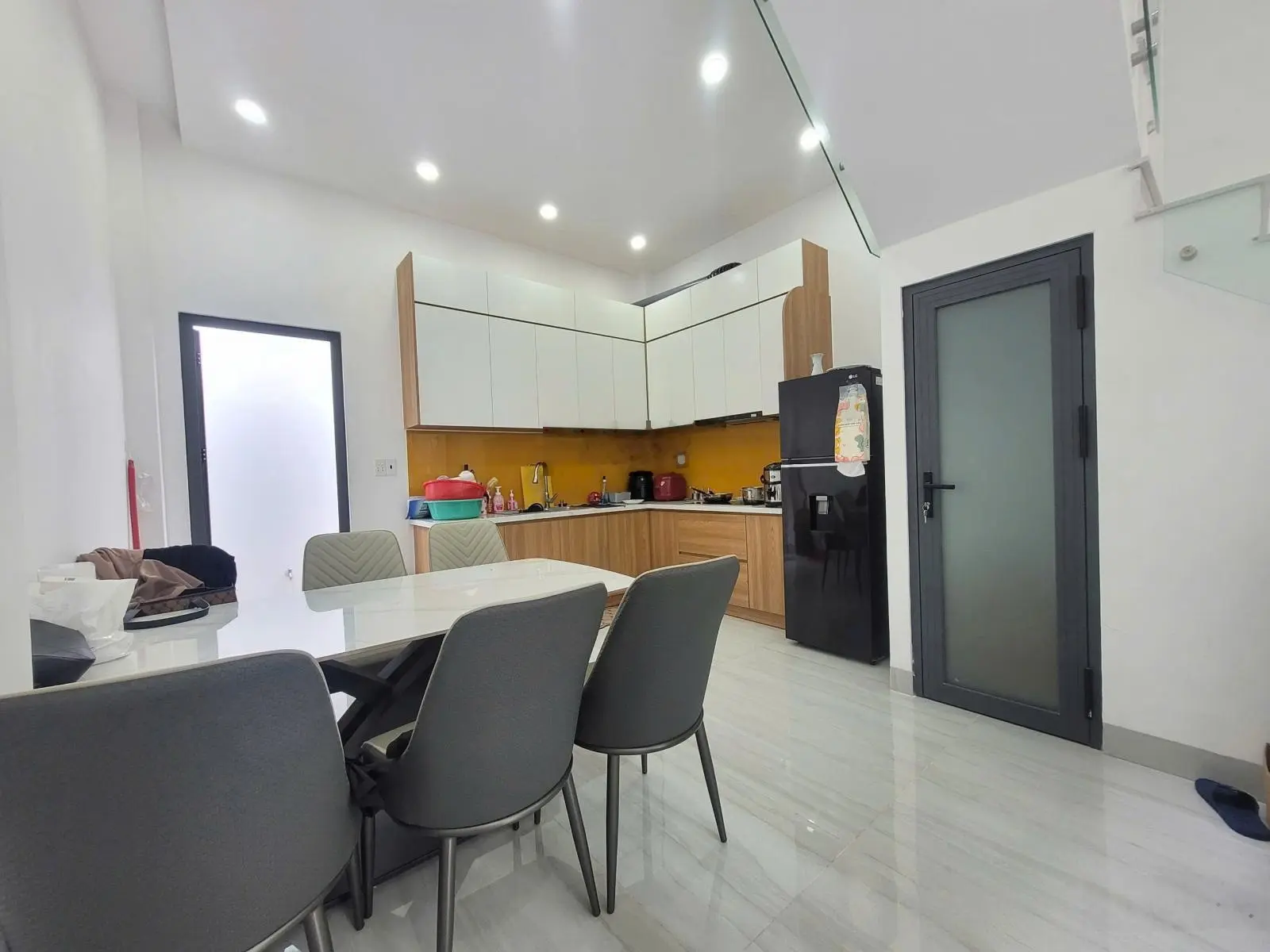 Nhà hẻm xe ô tô Phường Long Thạnh Mỹ đã sổ hồng TP Thủ Đức Q9