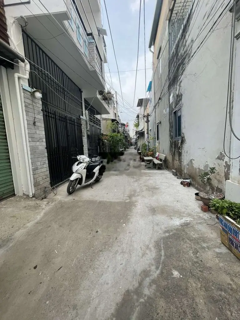 BÁN NHÀ 2 LẦU, ĐÚC KIÊN CỐ, SỔ HỒNG BAO PHÍ, BHHB, BÌNH TÂN