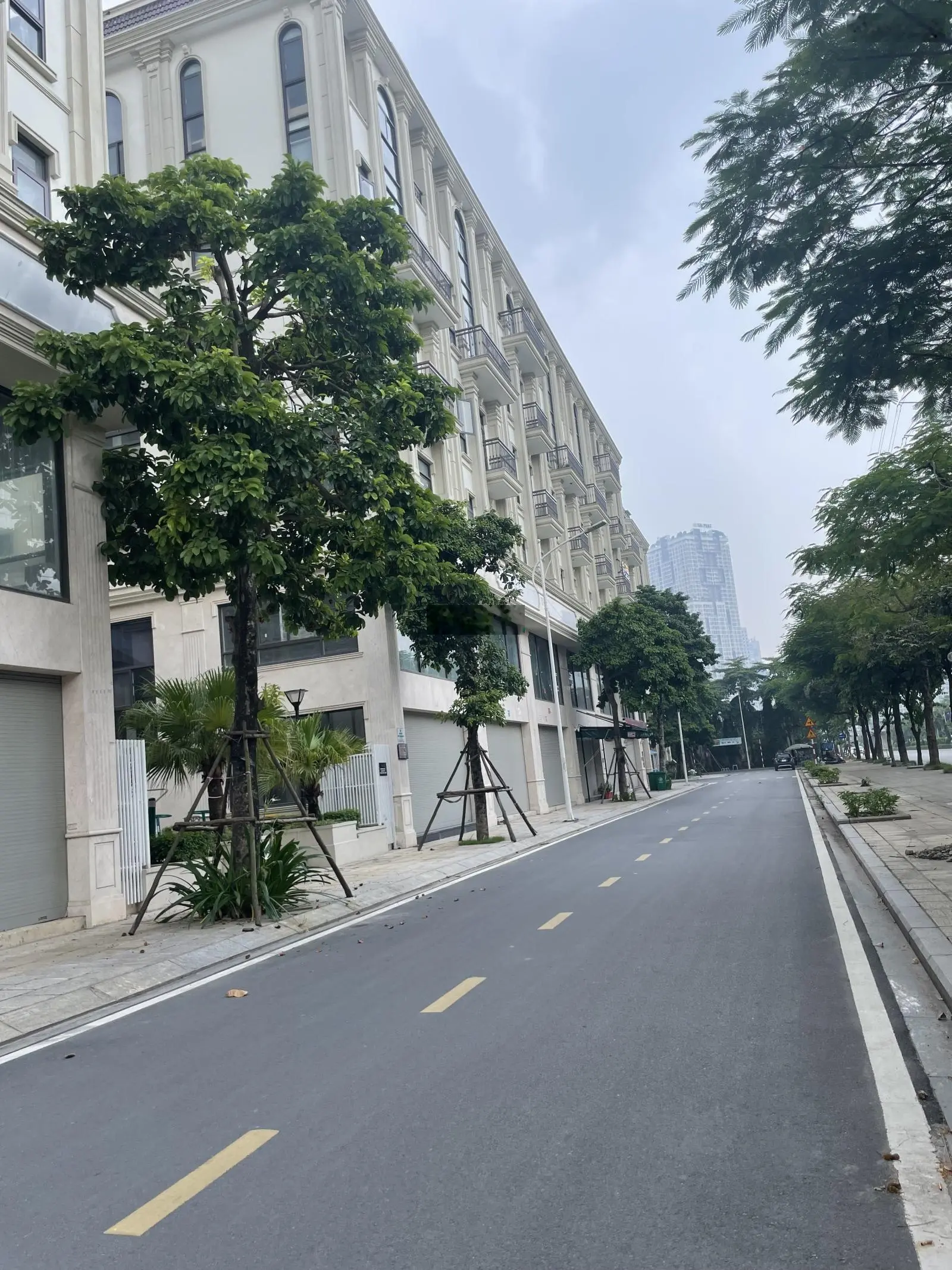CC bán căn shophouse him lam vạn phúc mặt đường Tố hữu giã chỉ 3x tỷ vị trí siêu đẹp. 0963 689 ***