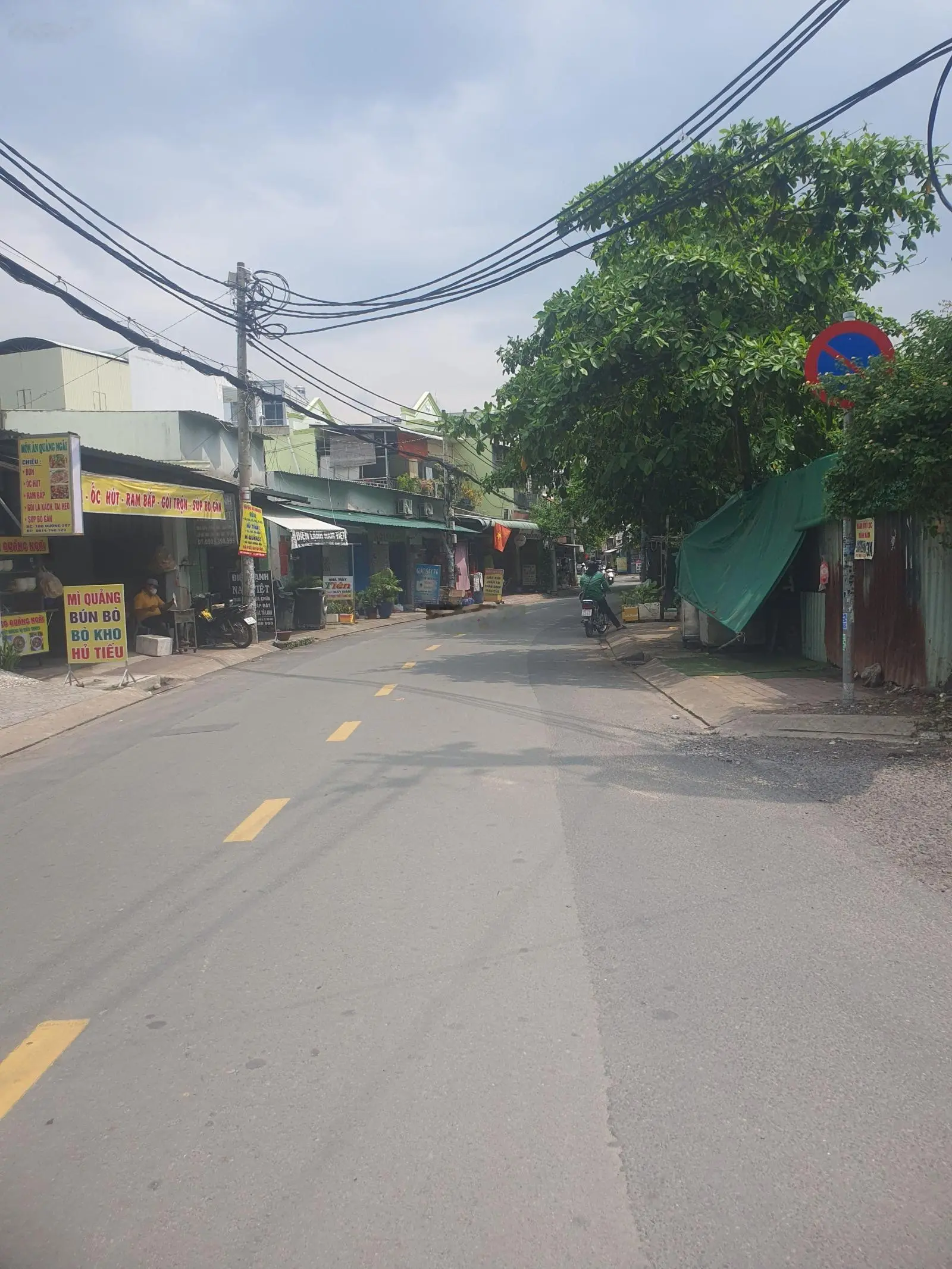 Bán nhanh nhà 4 lầu ngang 5m mặt tiền đường 297 Đỗ Xuân Hợp Quận 9 giá 12,6 tỷ