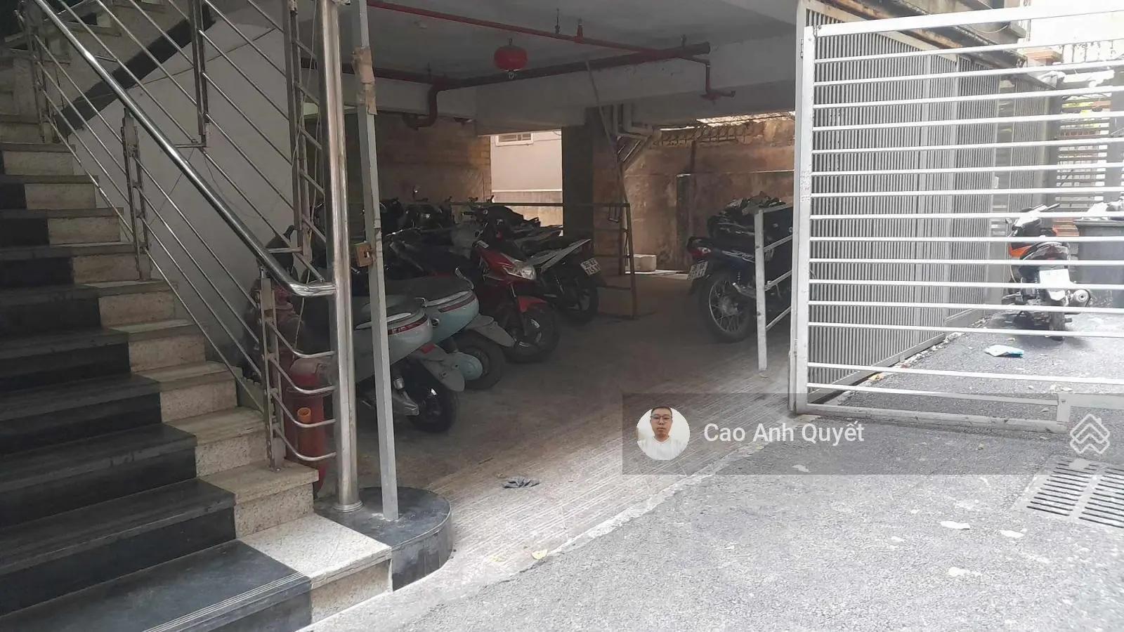 Bán Nhà Phố Đỗ Quang Quận Cầu Giấy 200m10T MT10m LÔ GÓC Sổ Hoàn Công 70 Tỷ Đỗ Quang.