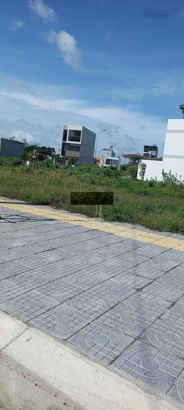 Cần bán lô đất 114m2. Thổ cư 92m2. Đường Văn Tiến Dũng, Phường Long Tâm, Thành phố Bà Rịa Vũng Tàu