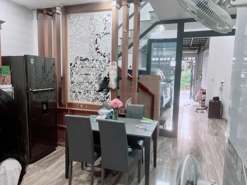 Mặt tiền kinh doanh đa ngành nghề-mới đẹp ở ngay-63m2-5 tầng-5pn-gần lê văn thọ p16 gv-chỉ 11 tỷ tl