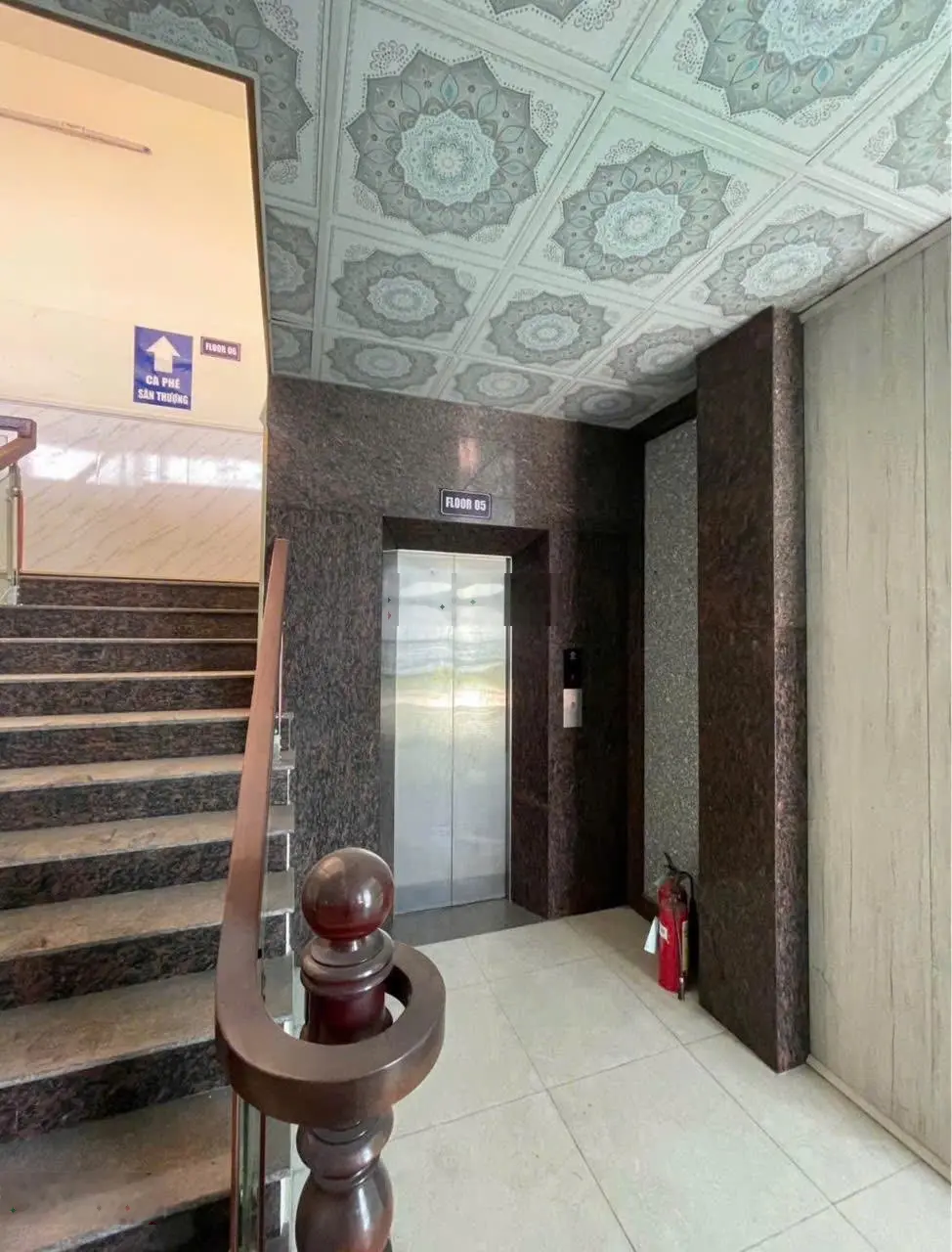 Toà building 6 tầng giảm 5 tỷ bán gấp mặt tiền đường Thủ Khoa Huân