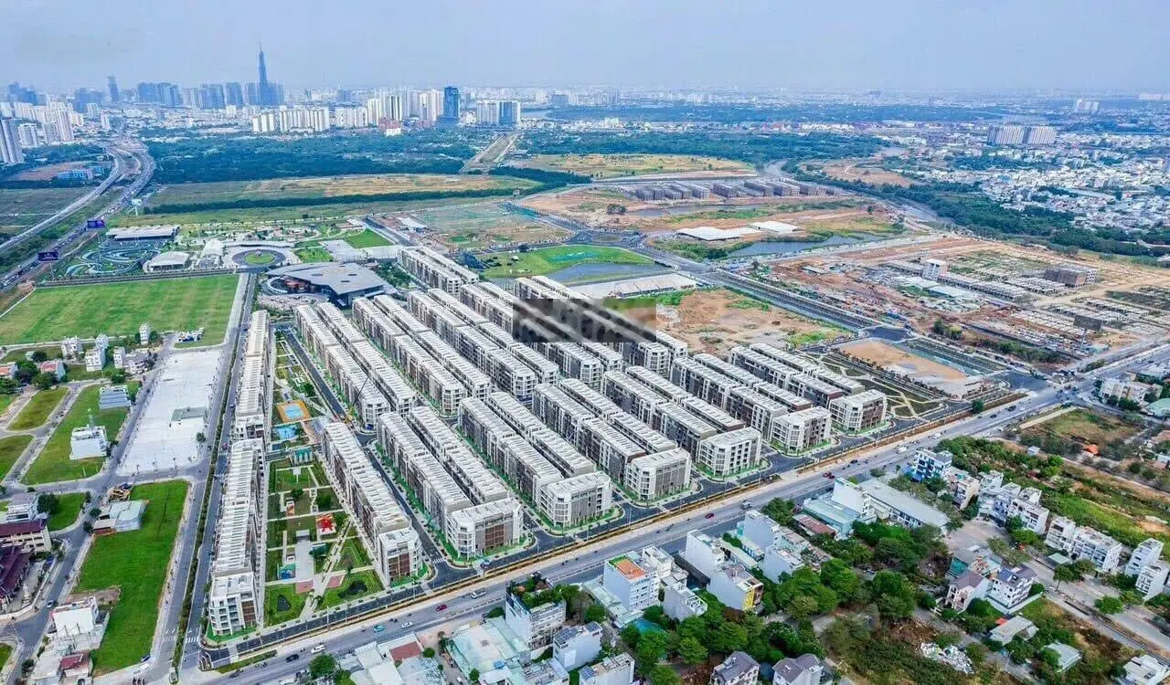 Bán nền đất sổ đỏ cá nhân KDC Phú Nhuận đường Đỗ Xuân Hợp cách The Global city 500m. LH 0932 087 ***