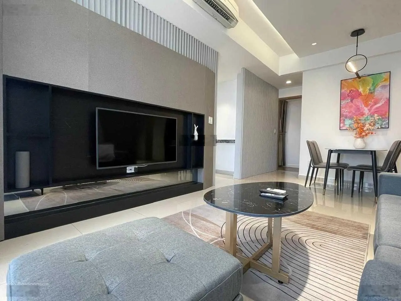 Bán gấp CHCC Central Garden, Q1, giá 3.8 tỷ( Giá thật) 76m2, 2PN, 2WC, có sổ, LH: 0903 318 *** Minh
