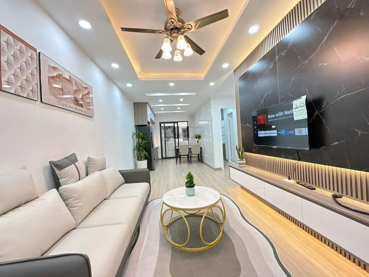 Bán căn hộ hiếm 63m2 tại tòa CT1 kđt mới Xa La - Hà Đông - giá 2.3x tỷ - full đồ