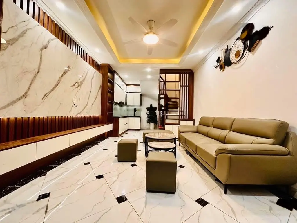Chính chủ bán gấp nhà phố Khương Đình-sau quy hoạch cách 30m là đường 13m. DT:26m2, 4 tầng, MT:3,3m