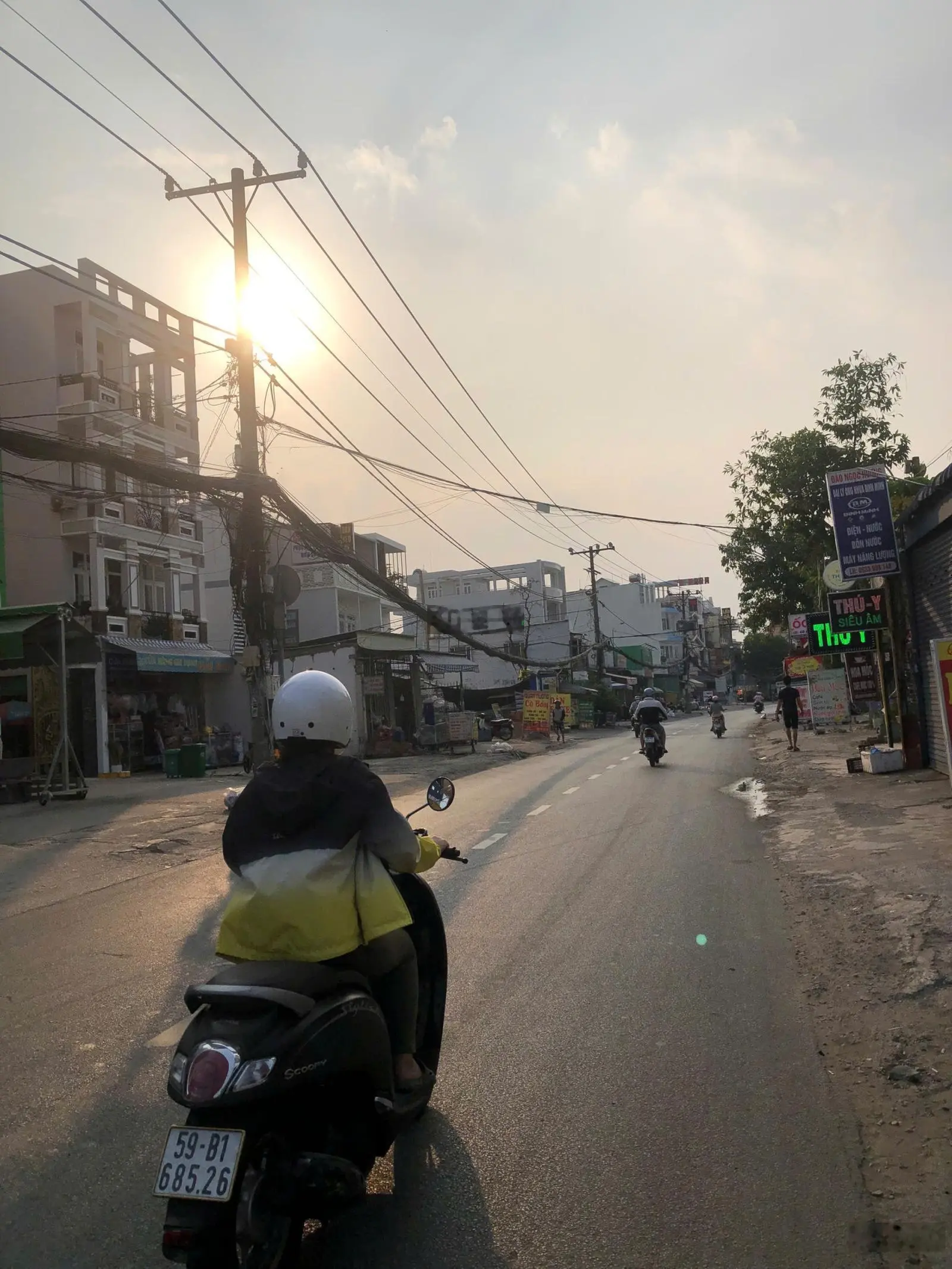 Nhà 3 tầng_ 1 sẹc/Đ.Nguyễn Thị Định,Dt: 83,7m2_ ngang 8.76m,vuông vắn, thu nhập ổn định 22tr/tháng