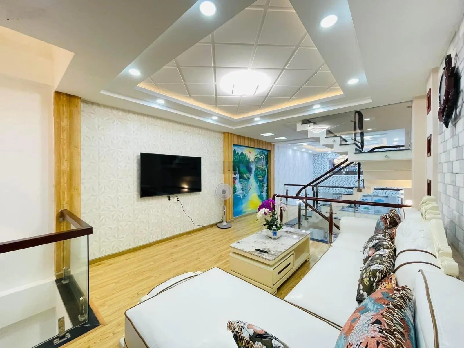 Siêu phẩm HXH 7m 4tầng 4.2x16m Phạm Chiêu P9 Gò Vấp
